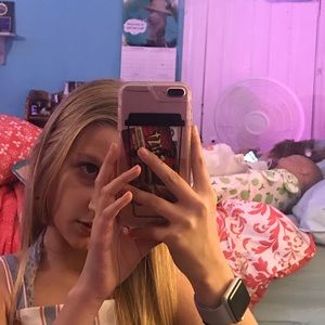 Meet your Posher, Ally